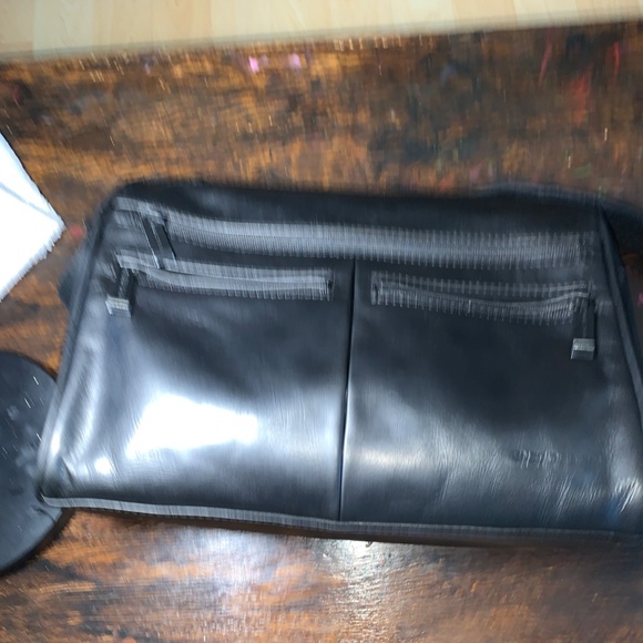 Enzo design premium leather bag - Picture 7 of 16